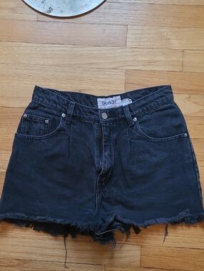Sasson Vintage High Waisted Black Frayed Denim Cutoff Shorts - 28